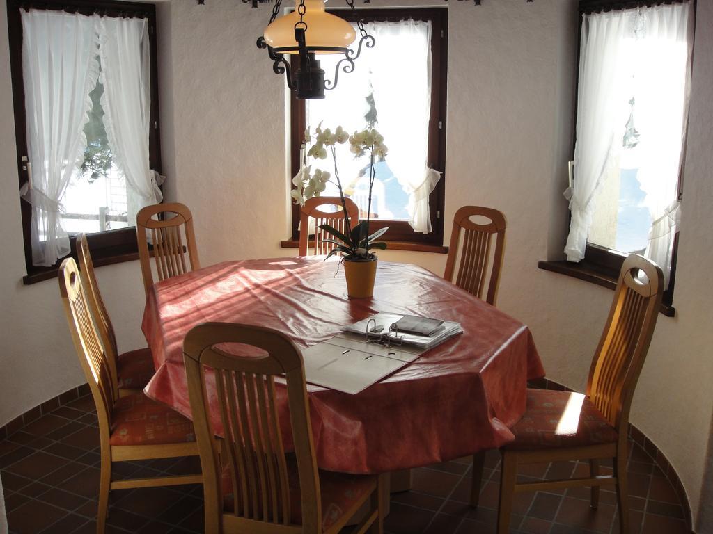 Chalet Sunstar Saas-Grund Zimmer foto