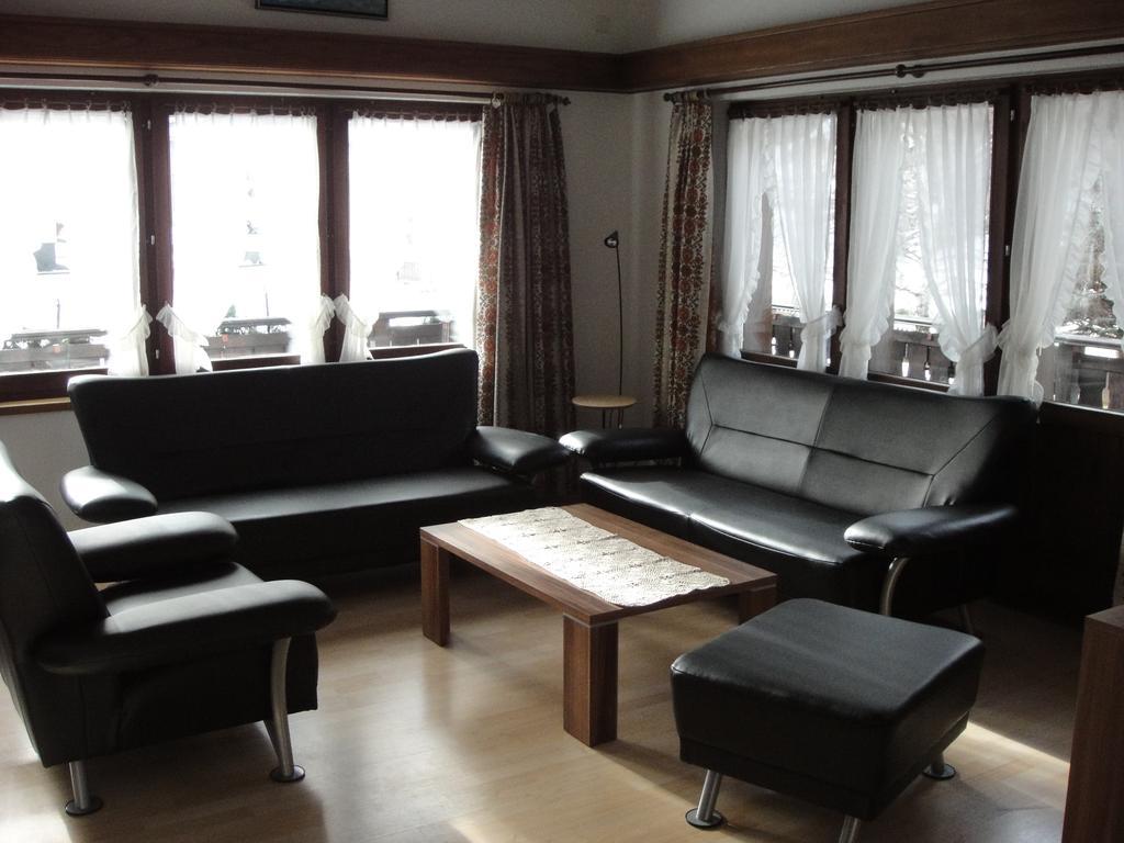 Chalet Sunstar Saas-Grund Zimmer foto